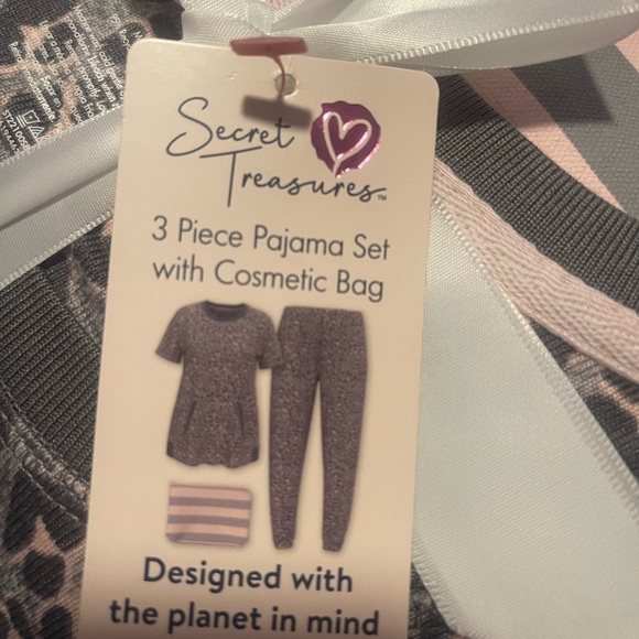 New Secret Treasures 3 Gray Piece Pajama Set with Cosmetic Bag. Size XL (16-18) - Picture 2 of 6